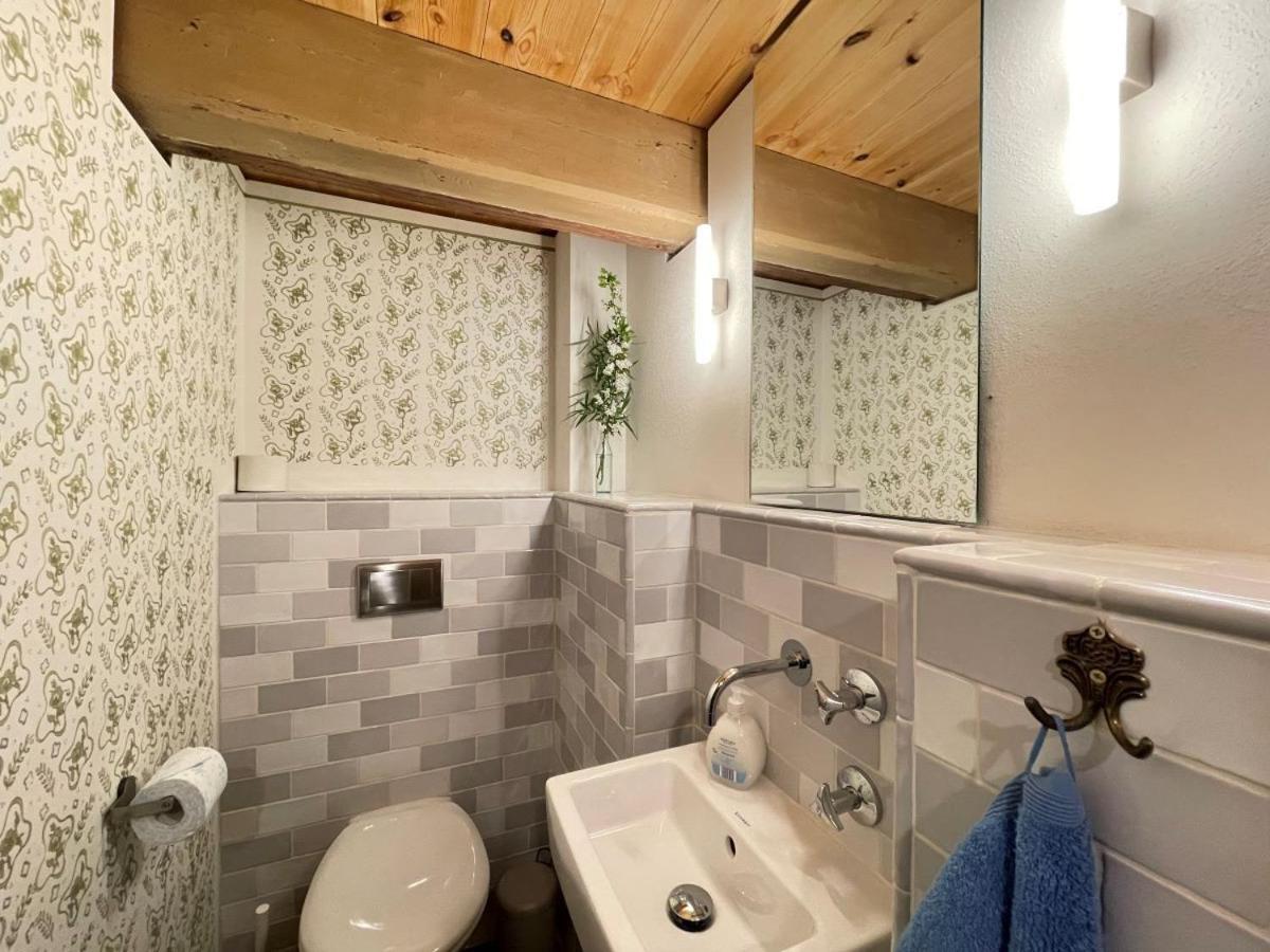 Mooi Stuv , Maisonettenwohnung , Gulfhof , Kachelofen Норден Екстериор снимка